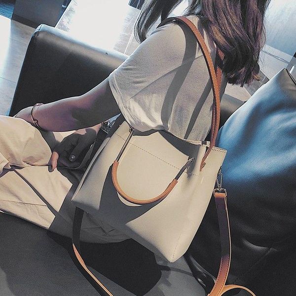evening bags net red bag female 2021 korean fashion one-shoulder portable bucket wild large-capacity messenger ladies hand
evening bags net red bag female 2021 korean fashion one-shoulder portable bucket wild large-capacity messenger ladies hand