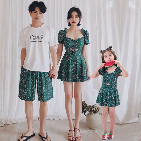 style parent child swimsuit mother daughter father family spring vacation one piece woman beach pants man, Blue
style parent child swimsuit mother daughter father family spring vacation one piece woman beach pants man, Blue