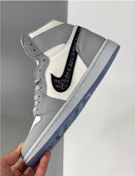 nike air jordan 1 mens womens basketball shoes 1s university blue silver royal toe black metallic gold mid smoke grey unc patent men women s
nike air jordan 1 mens womens basketball shoes 1s university blue silver royal toe black metallic gold mid smoke grey unc patent men women s