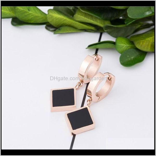 & hie jewelry drop delivery 2021 lokaer black shell square titanium steel ear buckle female hoop classic rose gold wedding earrings for wome, Golden;silver
& hie jewelry drop delivery 2021 lokaer black shell square titanium steel ear buckle female hoop classic rose gold wedding earrings for wome, Golden;silver