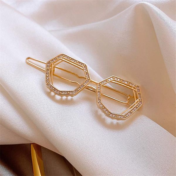 glasses shape hairpins fashion metal hair clip barrette for women girls accessories gifts 2021 arrivals, Slivery;white
glasses shape hairpins fashion metal hair clip barrette for women girls accessories gifts 2021 arrivals, Slivery;white