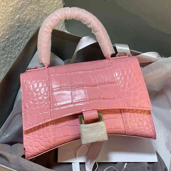 hourglassoo women designer italy scarecrow leather women's bag new fashion versatile crocodile messenger portable star
hourglassoo women designer italy scarecrow leather women's bag new fashion versatile crocodile messenger portable star