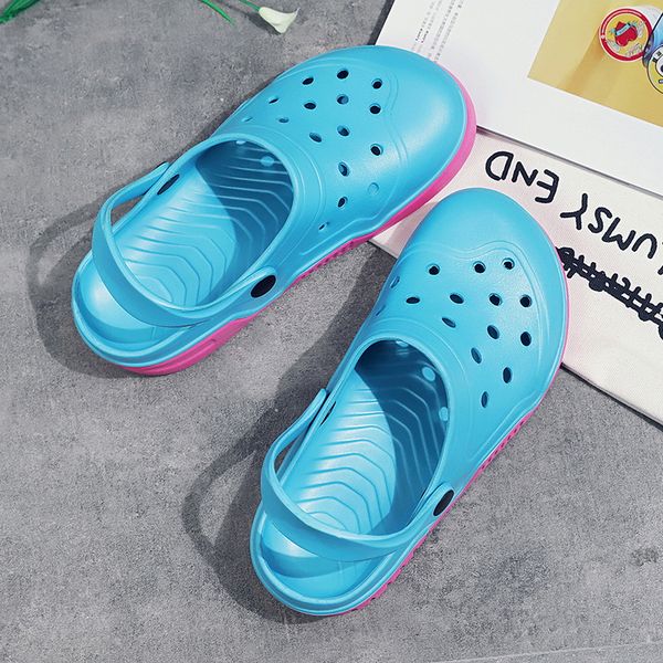 2021 new fashion jelly shoes unise sandals women couple outdoor beach water slippers hole loafers garden sandals big size 43 44, Black
2021 new fashion jelly shoes unise sandals women couple outdoor beach water slippers hole loafers garden sandals big size 43 44, Black
