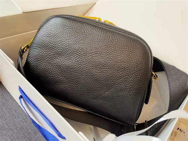 2022 r brique camera shoulder bags perforated bags wide canvas printing strap cross body tri-angle sequined plogo handbags fashion wallets p
2022 r brique camera shoulder bags perforated bags wide canvas printing strap cross body tri-angle sequined plogo handbags fashion wallets p