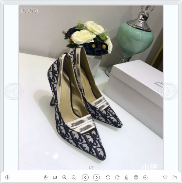 2021 good quality fashion women luxurys designers shoes designer sandals womens luxury high heels sandal dress shoess with box size 35-41 -l, Black
2021 good quality fashion women luxurys designers shoes designer sandals womens luxury high heels sandal dress shoess with box size 35-41 -l, Black