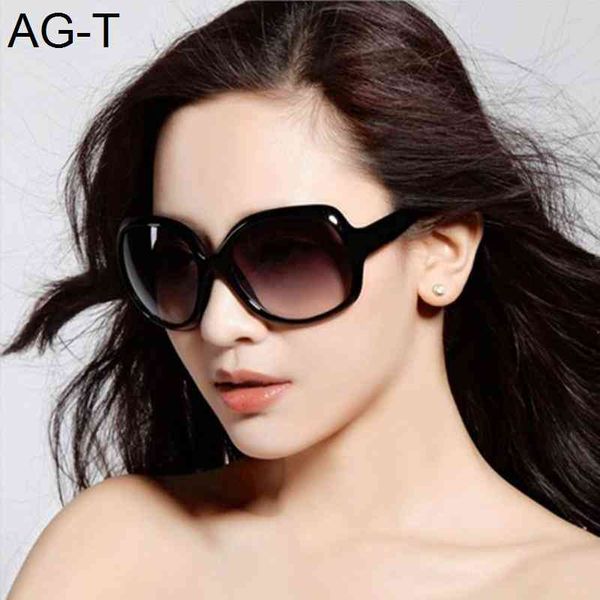 fashion sunglasses women polarized uv400 oversized vintage female brand designer sun glasses shades, White;black
fashion sunglasses women polarized uv400 oversized vintage female brand designer sun glasses shades, White;black