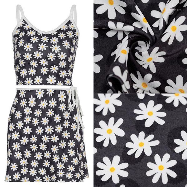 vintage floral sleeveless tanks and bandage slit mini skirt 2 piece suits sweet e-girl summer matching sets two dress, White
vintage floral sleeveless tanks and bandage slit mini skirt 2 piece suits sweet e-girl summer matching sets two dress, White