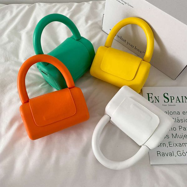 2021 fashion tote bags mini cute handbags for women crossbody bag thick handle solid color lady clutches wide straps satchel
2021 fashion tote bags mini cute handbags for women crossbody bag thick handle solid color lady clutches wide straps satchel