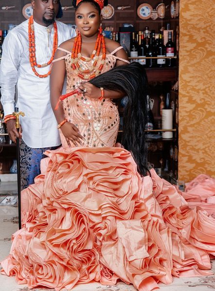 2022 plus size arabic aso ebi luxurious sparkly mermaid prom dresses beaded crystals satin evening formal party second reception gowns dress, Black 
2022 plus size arabic aso ebi luxurious sparkly mermaid prom dresses beaded crystals satin evening formal party second reception gowns dress, Black