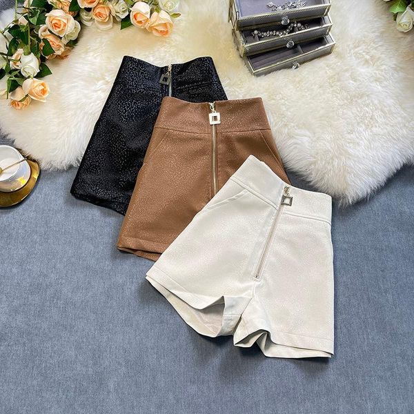 women's shorts 2021 female pu leather women wide leg high waist for autumn winter loose solid g79, White;black
women's shorts 2021 female pu leather women wide leg high waist for autumn winter loose solid g79, White;black