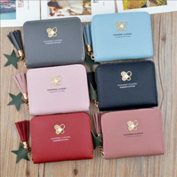 wallets short wallet women's cartoon retro witch small surprise, Red;black
wallets short wallet women's cartoon retro witch small surprise, Red;black