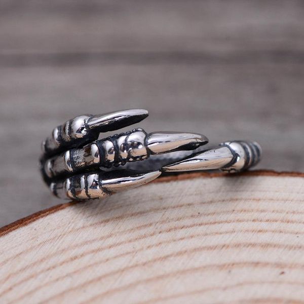 cluster rings wholesale s925 sterling silver hand ornaments retro fashion dragon claw open ring men's and women's products, Golden;silver
cluster rings wholesale s925 sterling silver hand ornaments retro fashion dragon claw open ring men's and women's products, Golden;silver