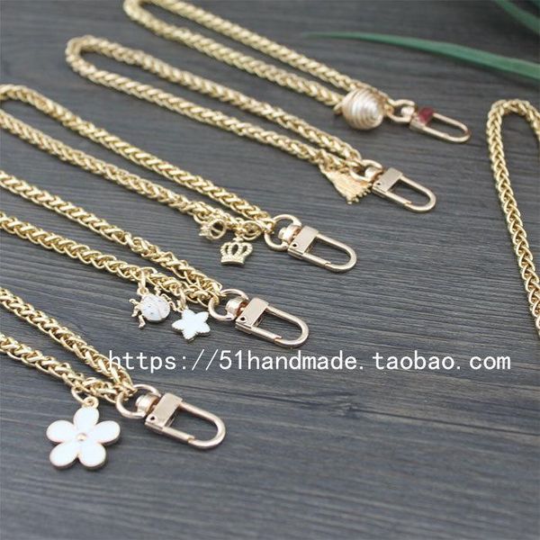 bag parts & accessories fashion 5mm thick hand buckle late light gold metal chain wrist high grade lantern for pendants jewelry handbag, Black
bag parts & accessories fashion 5mm thick hand buckle late light gold metal chain wrist high grade lantern for pendants jewelry handbag, Black