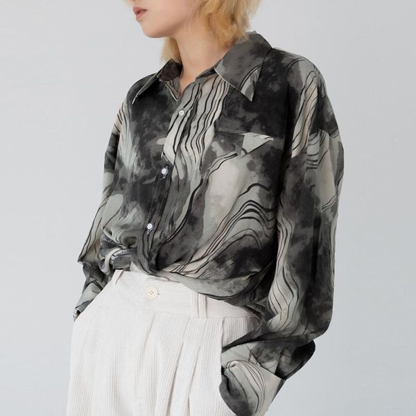 men's casual shirts 2021 blouses designer ink irregular lines pattern vintage long sleeve beach sunscreen retro loose soft shirt blous, White;black
men's casual shirts 2021 blouses designer ink irregular lines pattern vintage long sleeve beach sunscreen retro loose soft shirt blous, White;black