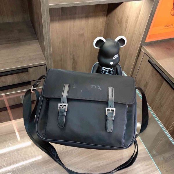 sling single solid color inner patch bag with soft handle and contrast cover medium casual black messenger bag
sling single solid color inner patch bag with soft handle and contrast cover medium casual black messenger bag