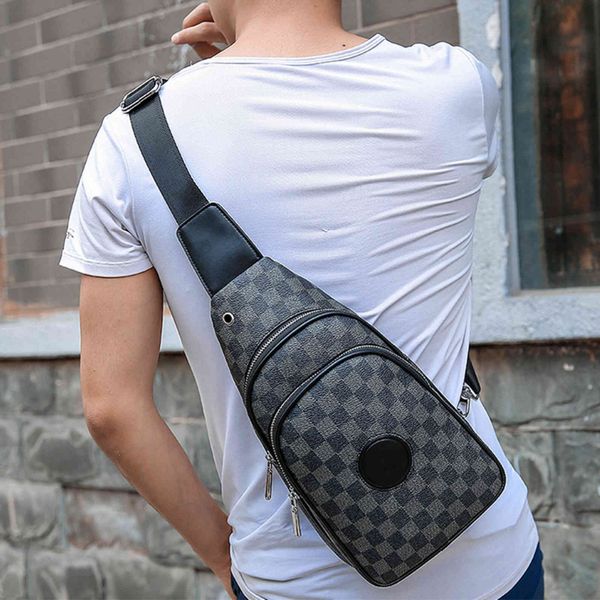 bags handbag 2021 men's bag single shoulder chest leisure lattice messenger cross small backpack fashion brand, Black;red
bags handbag 2021 men's bag single shoulder chest leisure lattice messenger cross small backpack fashion brand, Black;red