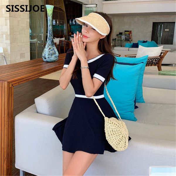 short sleeve one piece swimsuit women solid swimwear skirted monokini push up swim suit korea style trikini bathing black one-piece suits
short sleeve one piece swimsuit women solid swimwear skirted monokini push up swim suit korea style trikini bathing black one-piece suits