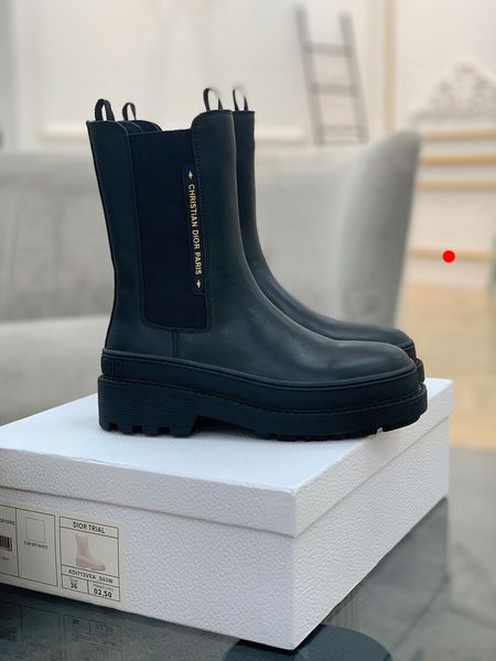 2022 the new boots winter women ankle black leather autumn warm fur motorcycle non-slip waterproof female platform shoes snow boot -l504
2022 the new boots winter women ankle black leather autumn warm fur motorcycle non-slip waterproof female platform shoes snow boot -l504