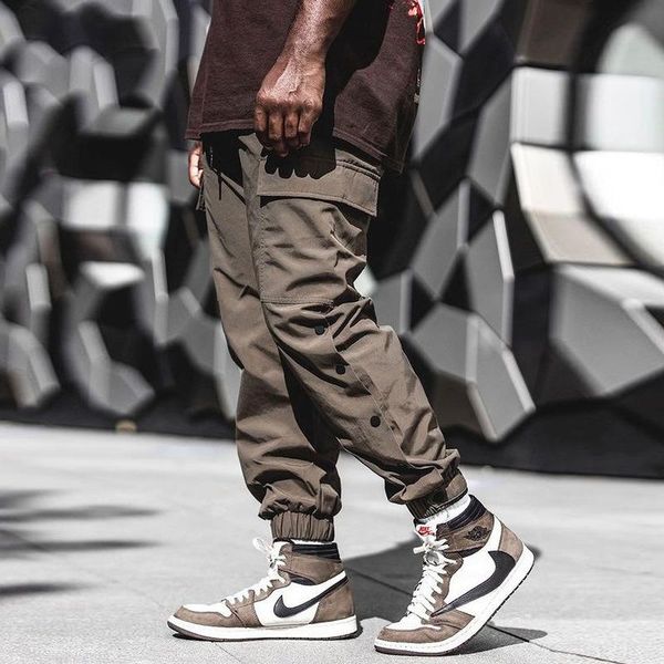 military cargo pants men harajuku streetwear multi pockets sweatpants 2021 joggers jogging techwear harem for men's, Black
military cargo pants men harajuku streetwear multi pockets sweatpants 2021 joggers jogging techwear harem for men's, Black