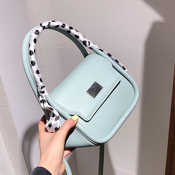 summer small bag 2021 new fashion women's advanced sense foreign style one shoulder messenger bag versatile hand, Black;brown
summer small bag 2021 new fashion women's advanced sense foreign style one shoulder messenger bag versatile hand, Black;brown