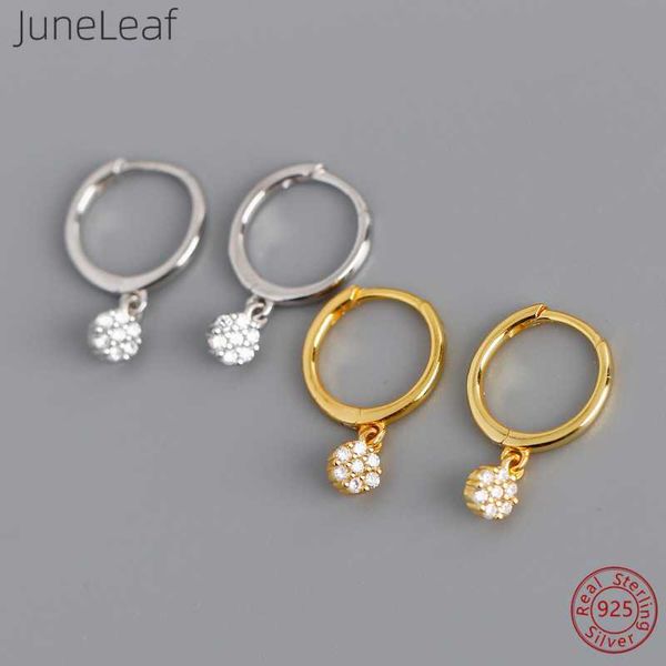 juneleaf round flower pave small cz women stud earrings charm real 925 sterling silver birthday party jewelry accessories gift, Golden;silver
juneleaf round flower pave small cz women stud earrings charm real 925 sterling silver birthday party jewelry accessories gift, Golden;silver