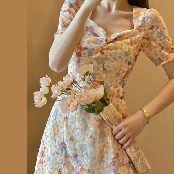 vintage floral dres summer puff sleeve square collar fairy female designer midi sundress korean clothing 210604, Black;gray
vintage floral dres summer puff sleeve square collar fairy female designer midi sundress korean clothing 210604, Black;gray