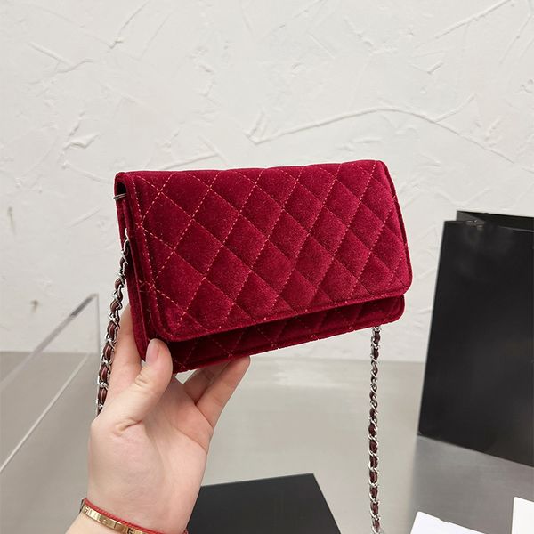 luxury designer fashion ladies bags classic velvet chain quilted shoulder bagscard holders handbags women crossbody bags coin purse wallet
luxury designer fashion ladies bags classic velvet chain quilted shoulder bagscard holders handbags women crossbody bags coin purse wallet