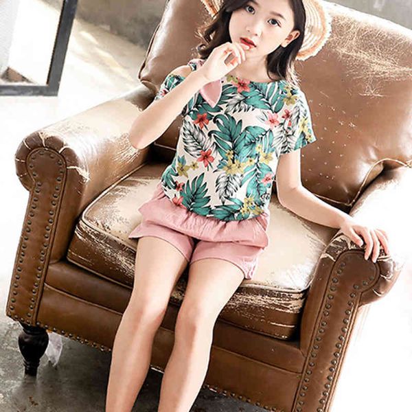 girl's dresses summer thin suit vacation style shorts 2pcs kid clothes children clothing sets girl for bh81, Red;yellow
girl's dresses summer thin suit vacation style shorts 2pcs kid clothes children clothing sets girl for bh81, Red;yellow