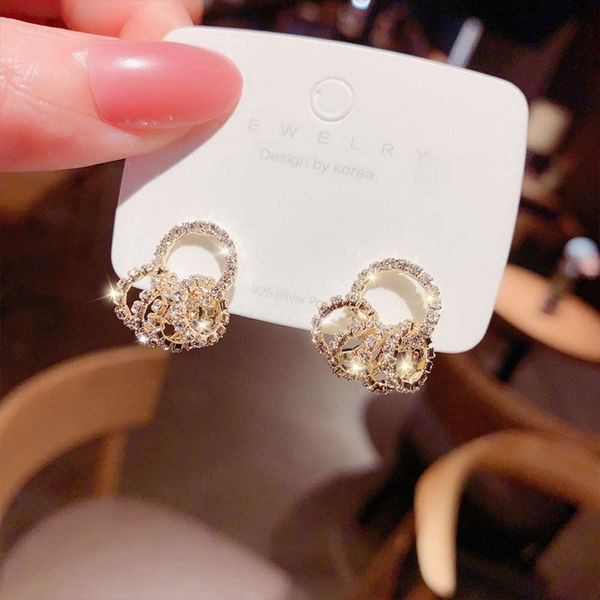 925 silver needle inlaid diamond geometric circle korean style ins temperament fashion net red personality luxury earrings, Black
925 silver needle inlaid diamond geometric circle korean style ins temperament fashion net red personality luxury earrings, Black
