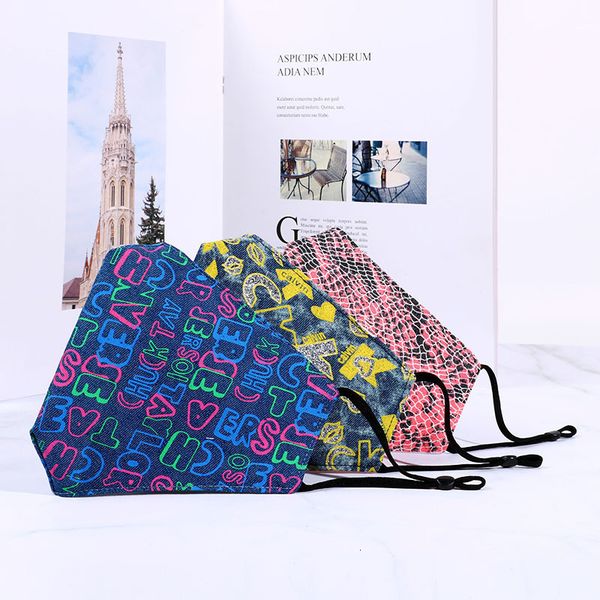 denim cotton sunscreen lining and dustproof printing fashion mask, good ventilation, washable mask
denim cotton sunscreen lining and dustproof printing fashion mask, good ventilation, washable mask