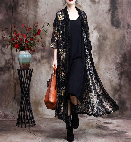 brand famous designer 2021 dubai women floral print long maxi dress plus chiffon holiday women's trench coats, Tan;black
brand famous designer 2021 dubai women floral print long maxi dress plus chiffon holiday women's trench coats, Tan;black