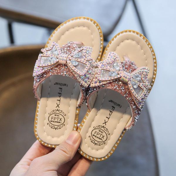 slipper 2021 summer girls slippers fashion princess beach shoes bowtie breathable children sandals outdoors anti-slippery flip flops, Black;grey
slipper 2021 summer girls slippers fashion princess beach shoes bowtie breathable children sandals outdoors anti-slippery flip flops, Black;grey