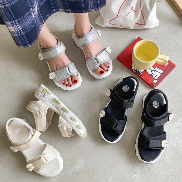 summer 2021 thick bottom increased breathable mesh small daisy sandals female sports beach shoes x280, Black
summer 2021 thick bottom increased breathable mesh small daisy sandals female sports beach shoes x280, Black