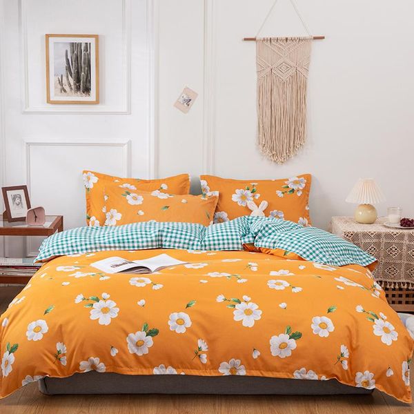 microfiber 4 pieces bedding set 1 duvet cover ,2 pillow shams & bed sheet ,king ,twin ,full size sets
microfiber 4 pieces bedding set 1 duvet cover ,2 pillow shams & bed sheet ,king ,twin ,full size sets