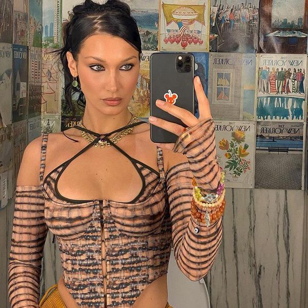 women's t-shirt brown crop women print stitching suspenders long sleeve backless slim fashion street club clothing autumn 2021, White
women's t-shirt brown crop women print stitching suspenders long sleeve backless slim fashion street club clothing autumn 2021, White