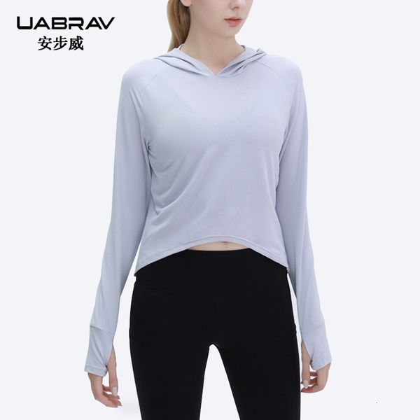 women's summer training breathable quick drying sportswear hooded yoga fitness clothes, Gray
women's summer training breathable quick drying sportswear hooded yoga fitness clothes, Gray