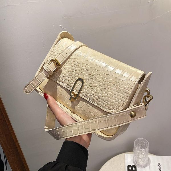 shoulder bags niche design senior bag female 2021 fashion crossbody square underarm dual-use width: 24cm
shoulder bags niche design senior bag female 2021 fashion crossbody square underarm dual-use width: 24cm