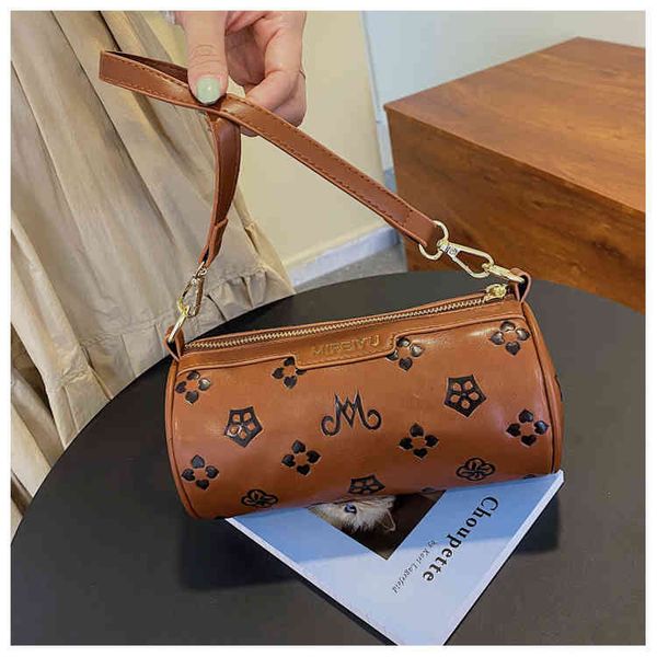 2022 factory wholesale new old flower cylinder women's bag trend personalized chain pattern portable single shoulder messenger bag
2022 factory wholesale new old flower cylinder women's bag trend personalized chain pattern portable single shoulder messenger bag