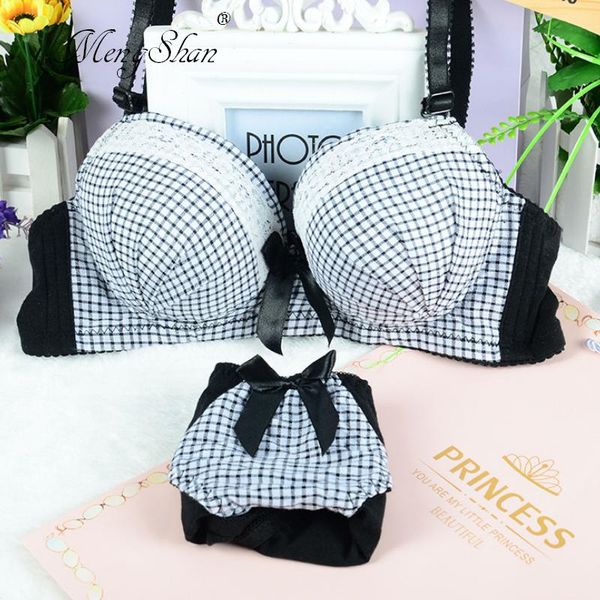 bras sets close the small bra without steel ring adjustment lace knitted one-piece deep v cotton cute girl underwear, Red;black
bras sets close the small bra without steel ring adjustment lace knitted one-piece deep v cotton cute girl underwear, Red;black