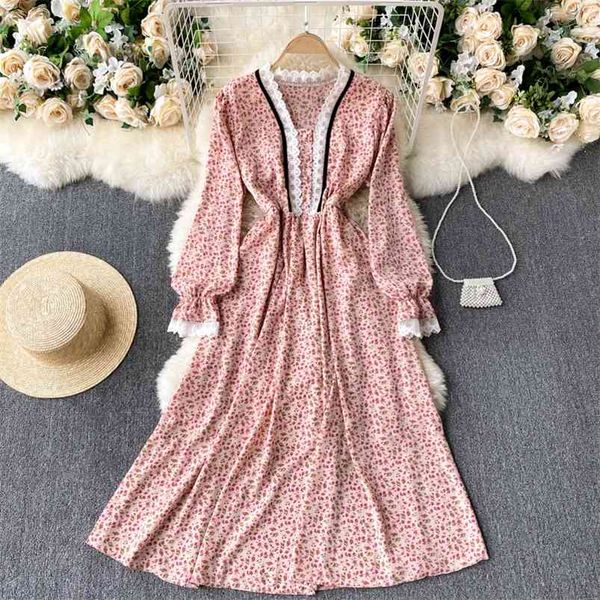 spring women's french retro court style v-neck lace edge bubble sleeve temperament dress d095 210507, Black;gray
spring women's french retro court style v-neck lace edge bubble sleeve temperament dress d095 210507, Black;gray