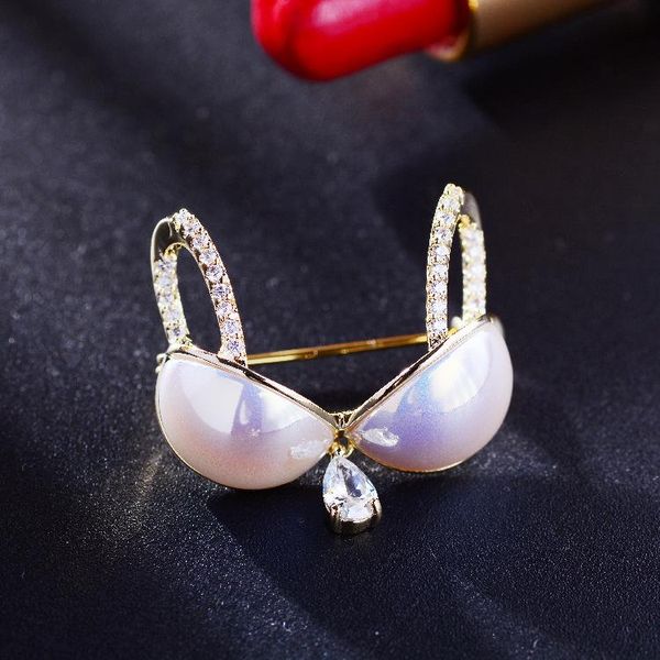 pins, brooches blucome cubic zircon gold color bra underwear rhinestone women underclothes brooch pins, Gray
pins, brooches blucome cubic zircon gold color bra underwear rhinestone women underclothes brooch pins, Gray