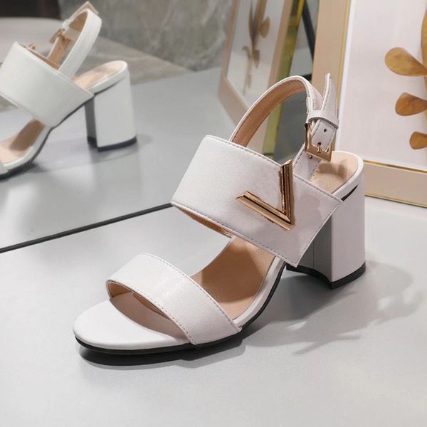 women summer beach sandals designer high heels leather one-strap black white pumps lock it
women summer beach sandals designer high heels leather one-strap black white pumps lock it