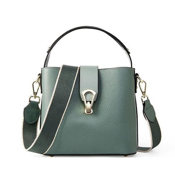 evening bags portable bucket bag genuine leather handbags 2021 fashion all-match first layer light luxury ladies messenger
evening bags portable bucket bag genuine leather handbags 2021 fashion all-match first layer light luxury ladies messenger