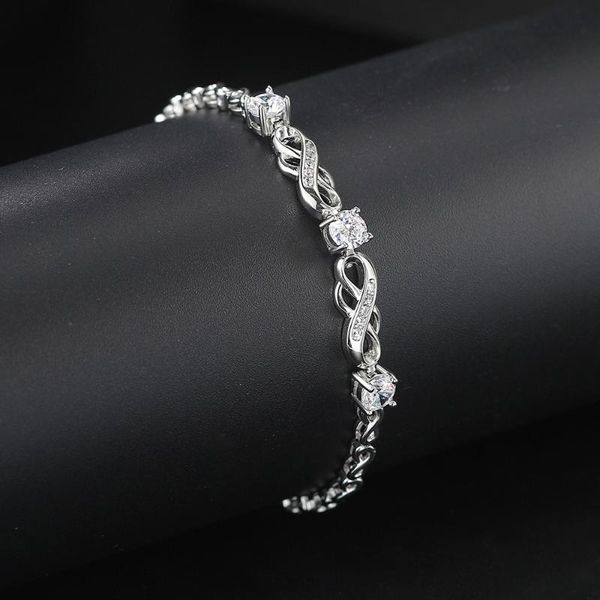 charm bracelets wedding for women luxury zircon cross-wound white gold color hand bangle accessories gift friends jewelry h147, Golden;silver
charm bracelets wedding for women luxury zircon cross-wound white gold color hand bangle accessories gift friends jewelry h147, Golden;silver