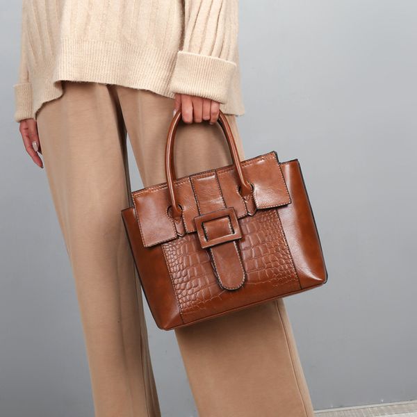 hand cross 2021 bag women's pu fashion large single shoulder messenger handbag trend
hand cross 2021 bag women's pu fashion large single shoulder messenger handbag trend