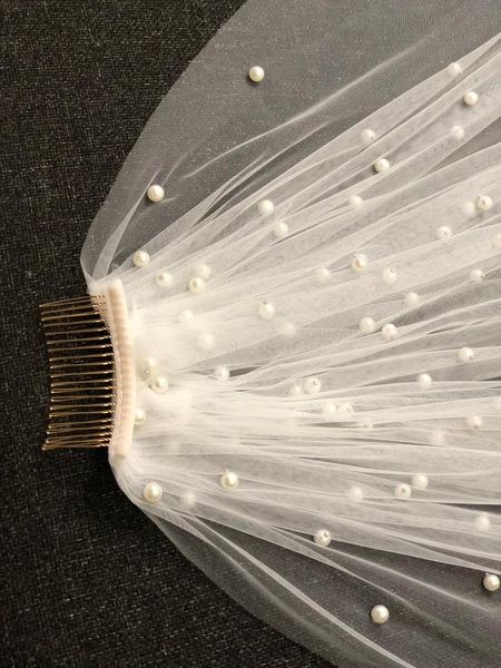 bridal veils beautiful long pearl veil one layer 3m cathedral 3 meters ivory wedding with pearls 2021 bride accessories, Black
bridal veils beautiful long pearl veil one layer 3m cathedral 3 meters ivory wedding with pearls 2021 bride accessories, Black