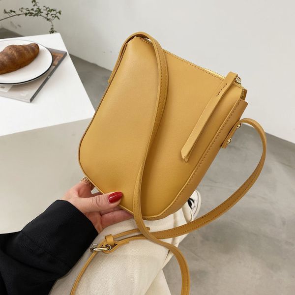 daily bag mobile phone bag mini small bag 2021 new womens for holding phones high-grade vertical summer korean style messenger
daily bag mobile phone bag mini small bag 2021 new womens for holding phones high-grade vertical summer korean style messenger