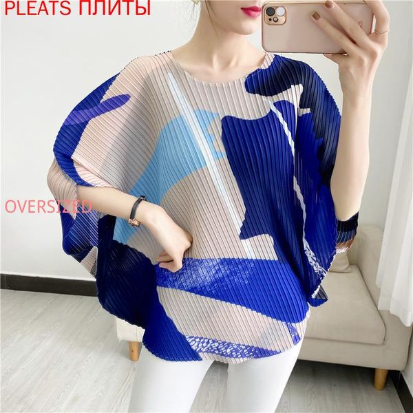 miyake pleated print color loose large size t-shirt pleats oversized t shirt one piece corset women's, White
miyake pleated print color loose large size t-shirt pleats oversized t shirt one piece corset women's, White