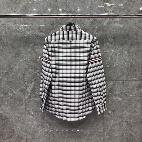men's casual shirts 2021 fashion brand men slim long sleeve plaid shirt turn down collar oxford cotton clothing, White;black
men's casual shirts 2021 fashion brand men slim long sleeve plaid shirt turn down collar oxford cotton clothing, White;black