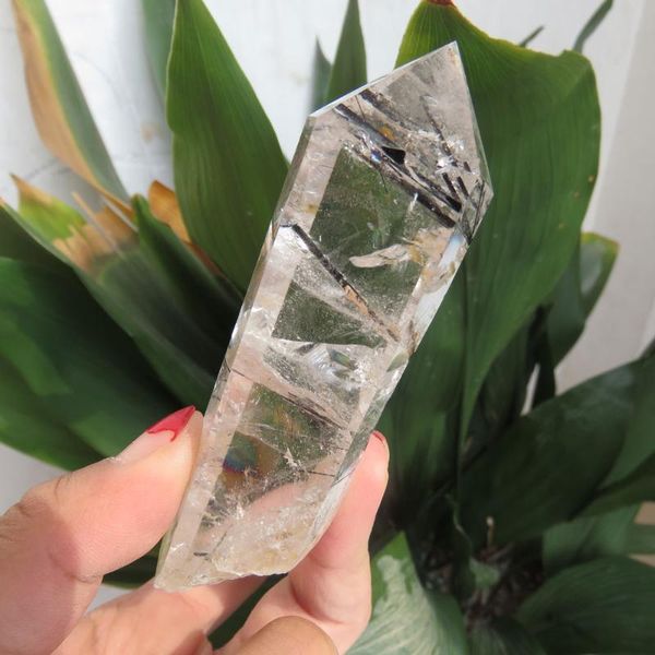 decorative objects & figurines 60~110g natural clear black tourmaline quartz crystal point wand single terminated fengshui stone home decora
decorative objects & figurines 60~110g natural clear black tourmaline quartz crystal point wand single terminated fengshui stone home decora